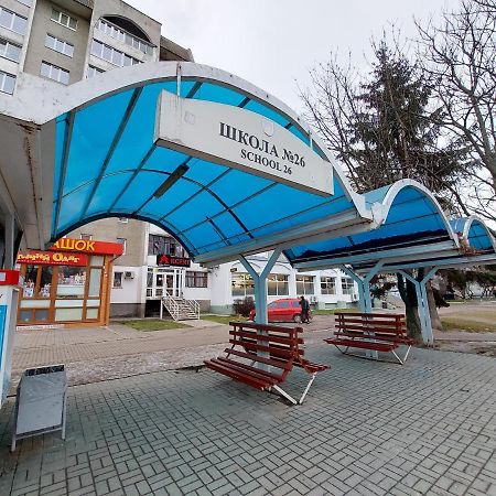 Однокімнатна На Проспекті Соборності, Біля Там-Таму Lutsʼk Esterno foto